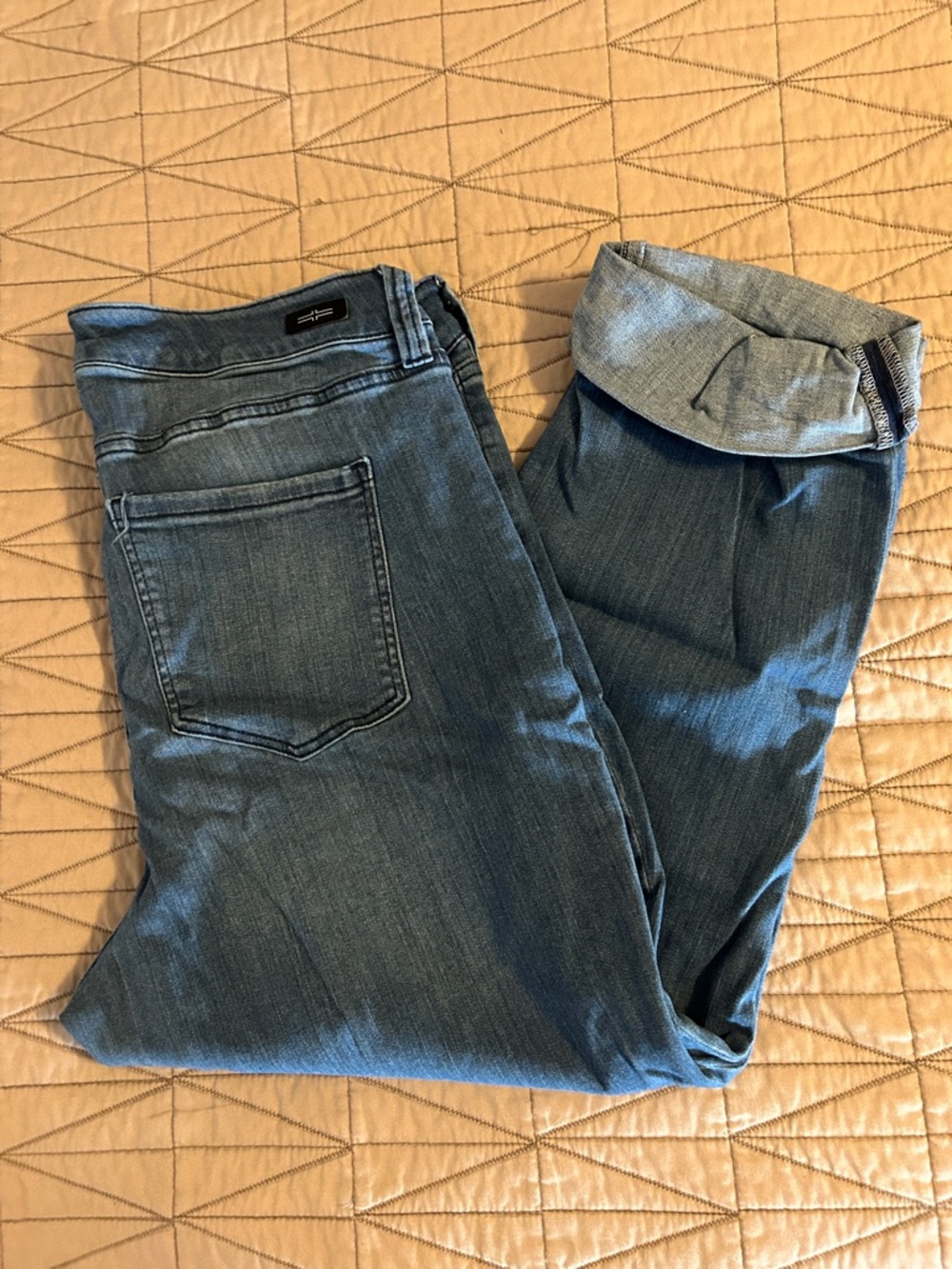 Liverpool Jeans Company Women’s Boyfriend Jeans in Blue Wash - Picture 3 of 3